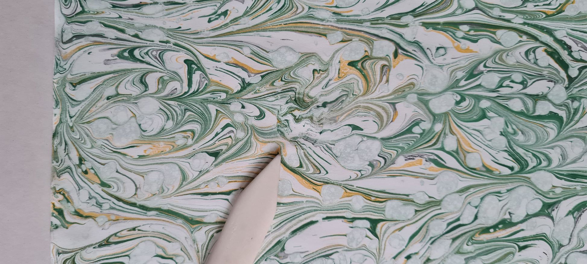 green marbled design